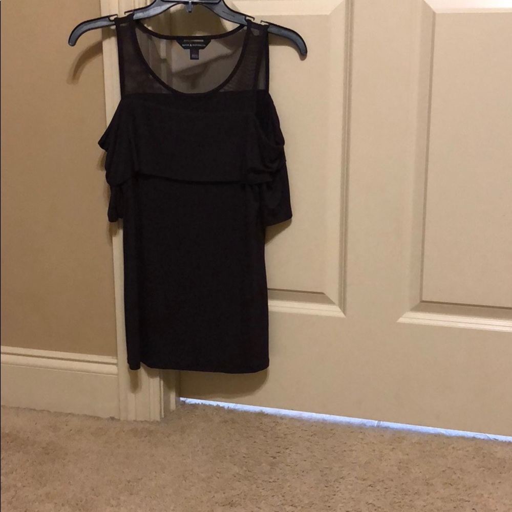 Beautiful short sleeve plum cold shoulder blouse